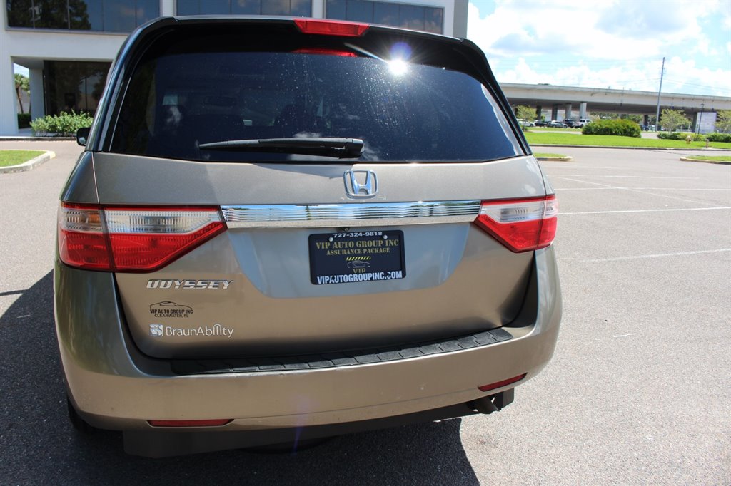 2011 Honda Odyssey - $21,995