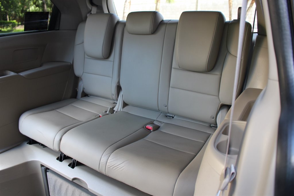2011 Honda Odyssey - $21,995