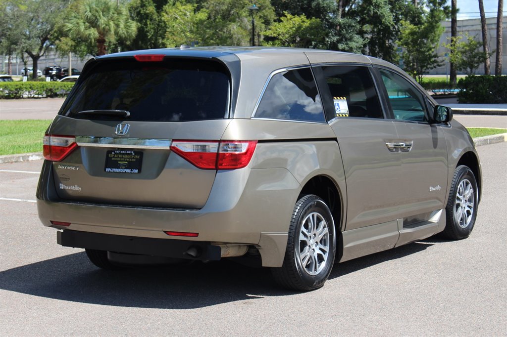 2011 Honda Odyssey - $21,995