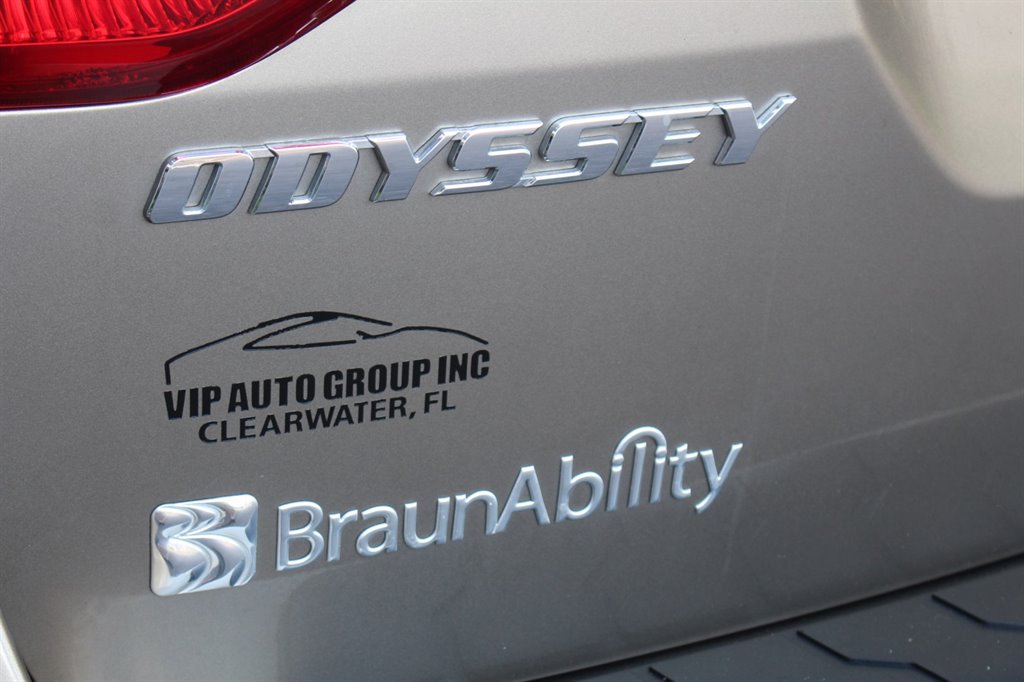 2011 Honda Odyssey - $21,995