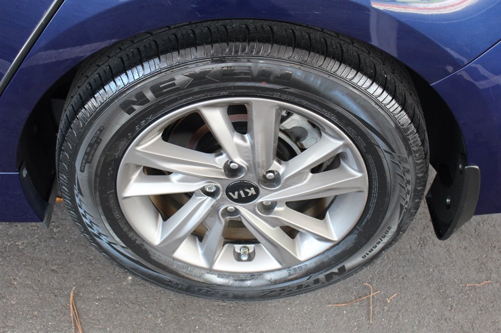 2020 Kia Optima - $15,995