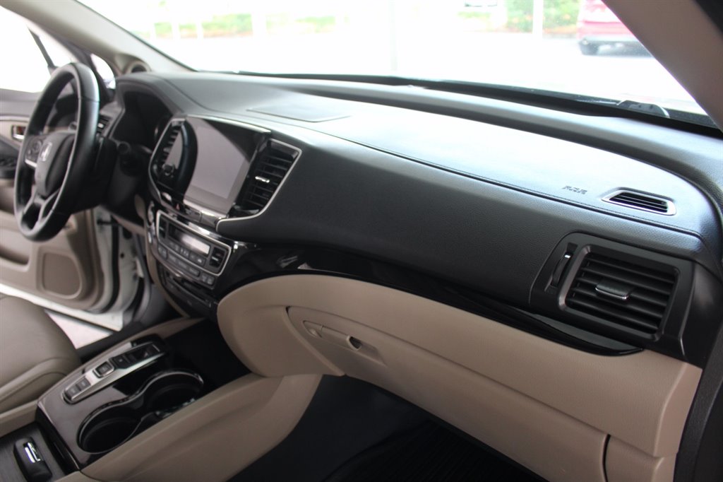 2019 Honda Pilot - $18,995