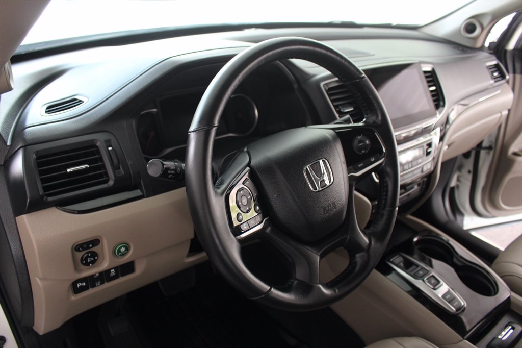 2019 Honda Pilot - $18,995