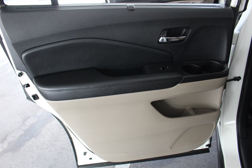 2019 Honda Pilot - $18,995