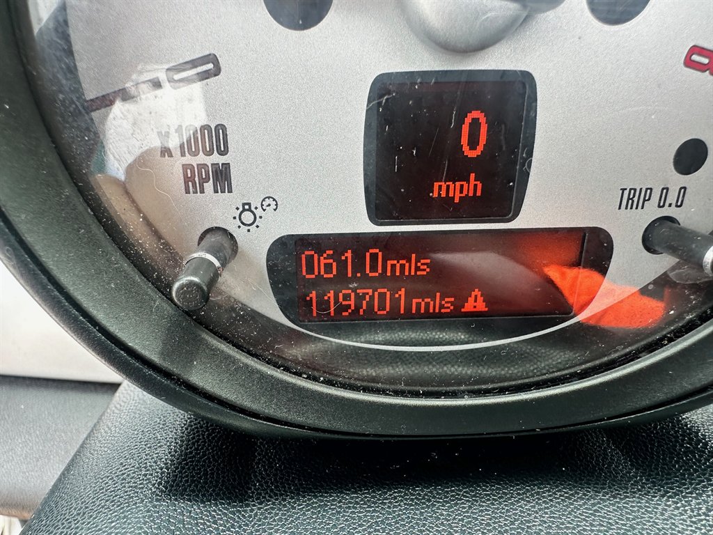 2013 MINI Cooper photo