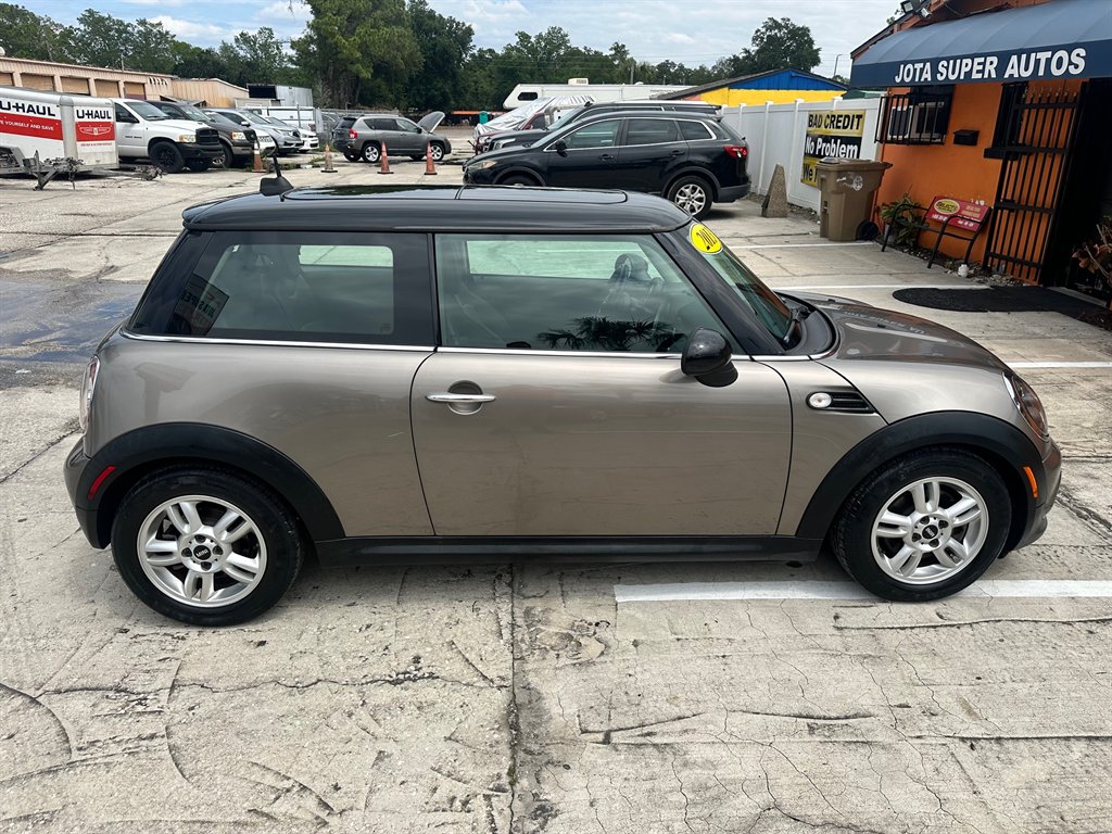 2013 MINI Cooper photo