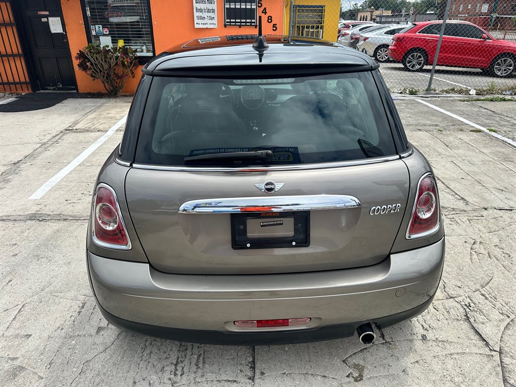 2013 MINI Cooper photo