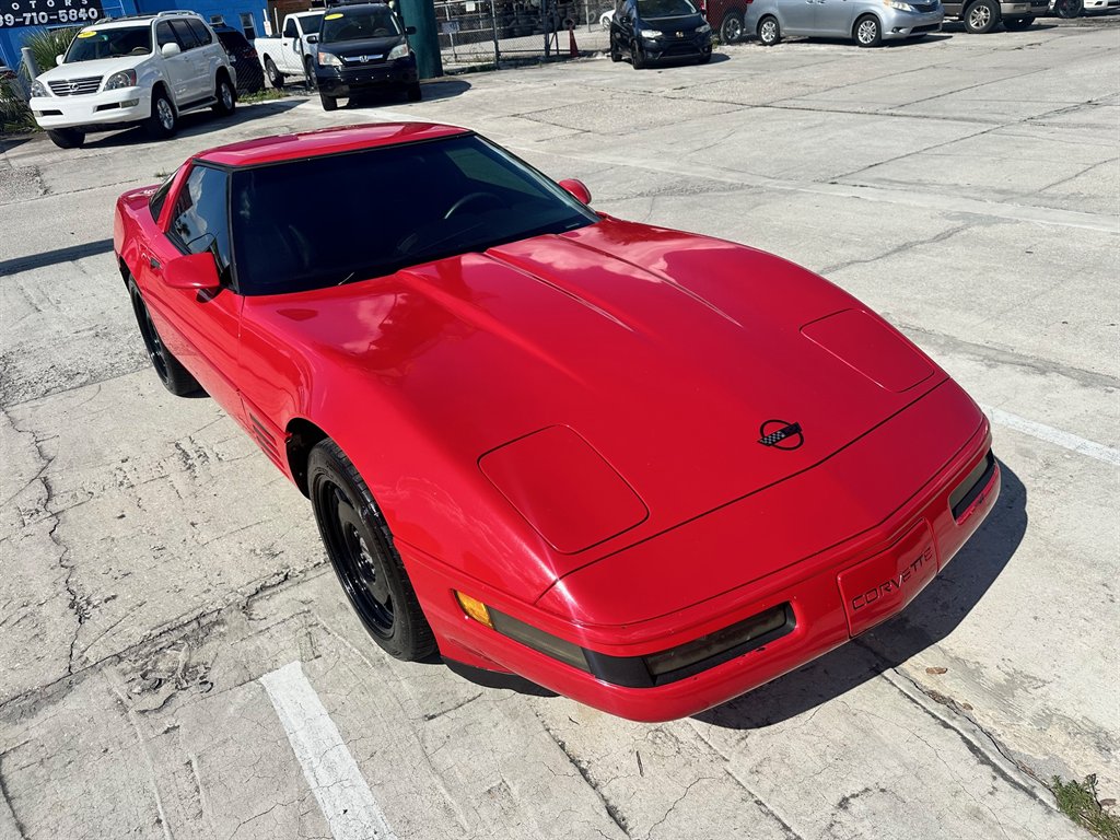 1992 Chevrolet Corvette - $7,995