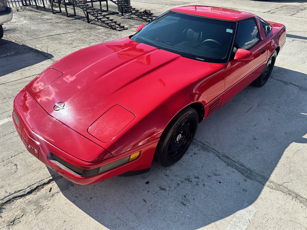 1992 Chevrolet Corvette - $7,995