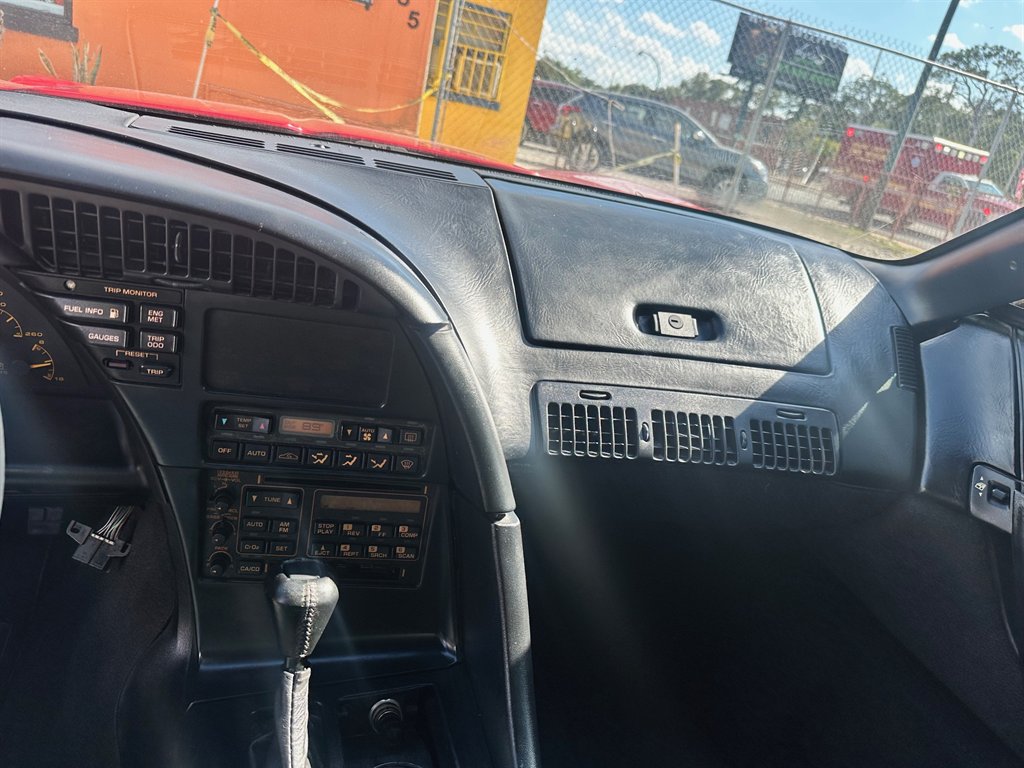 1992 Chevrolet Corvette - $7,995