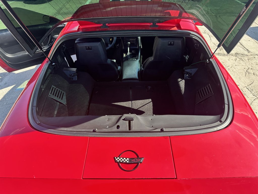 1992 Chevrolet Corvette - $7,995