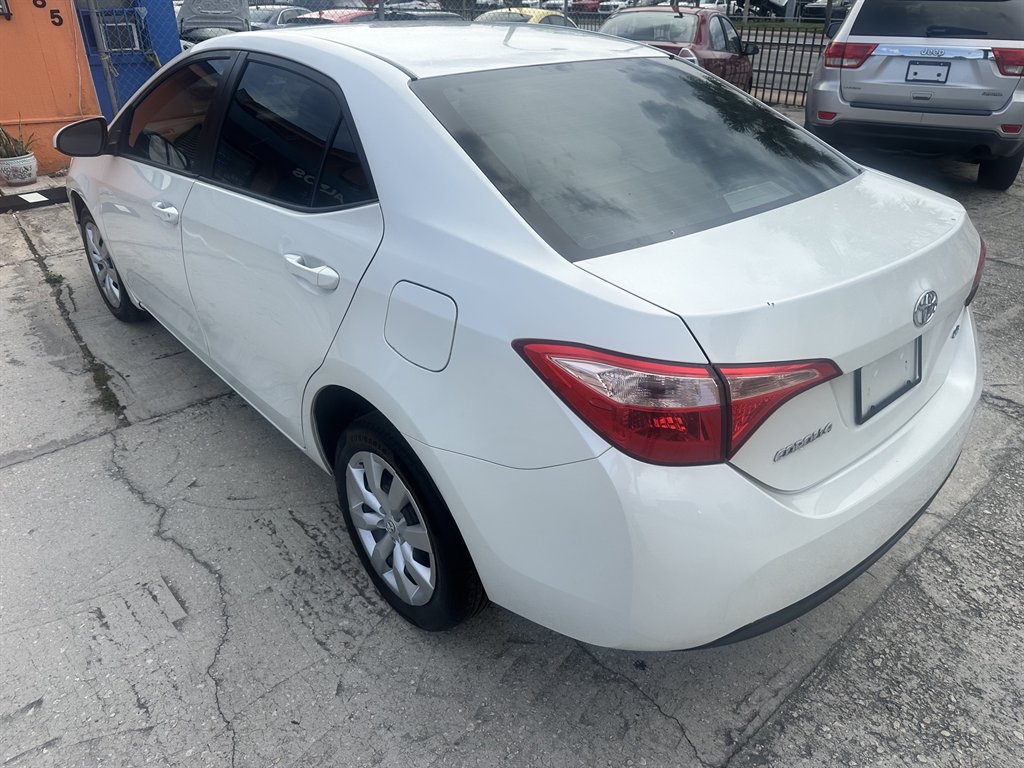 2017 Toyota Corolla - $10,495