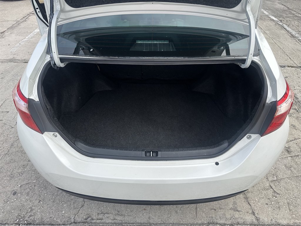 2017 Toyota Corolla - $10,495