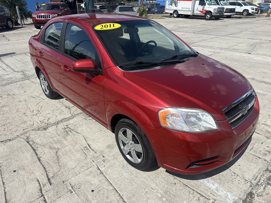 2011 Chevrolet Aveo - $3,495