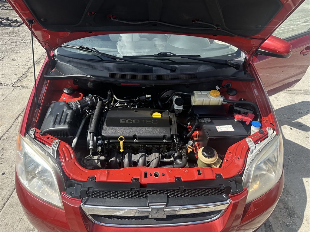 2011 Chevrolet Aveo - $3,495