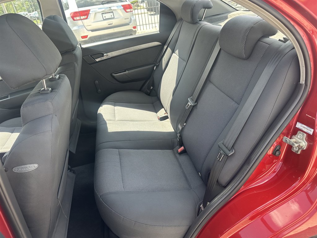 2011 Chevrolet Aveo - $3,495