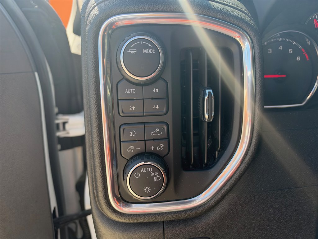 2021 Chevrolet Silverado - $25,995