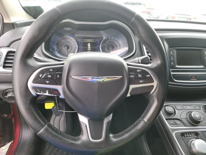 2016 Chrysler 200 LX photo