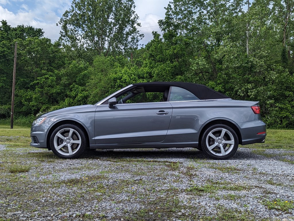 2015 Audi A3 Premium photo