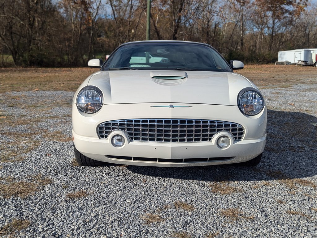 2002 Ford Thunderbird Deluxe photo