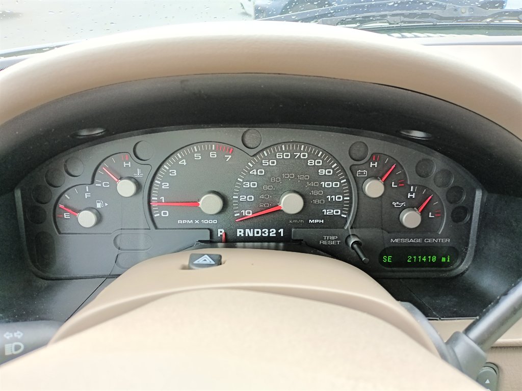 2005 Ford Explorer Eddie Bauer photo