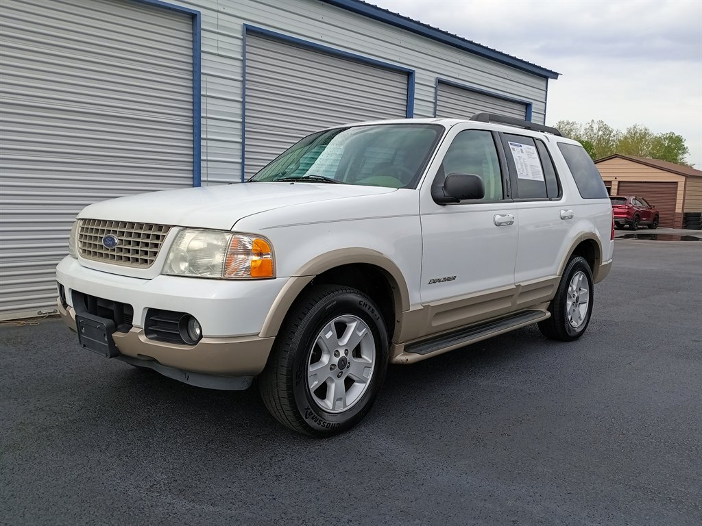 2005 Ford Explorer Eddie Bauer photo