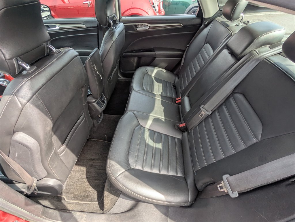 2014 Ford Fusion SE photo