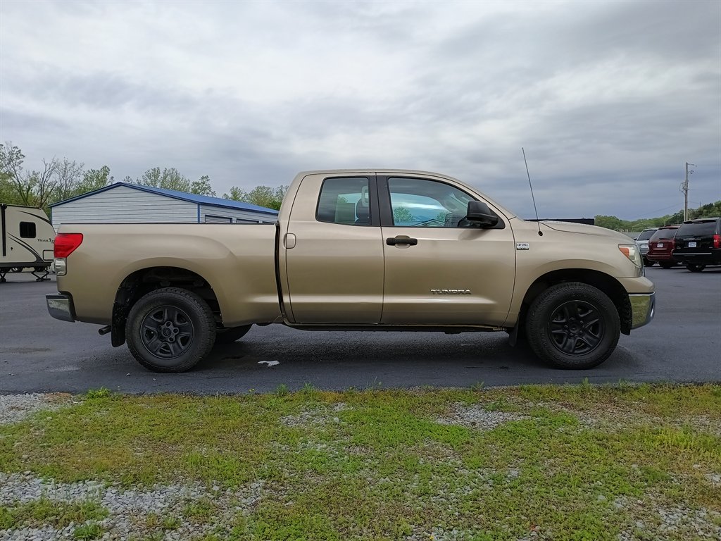 2008 Toyota Tundra SR5 photo