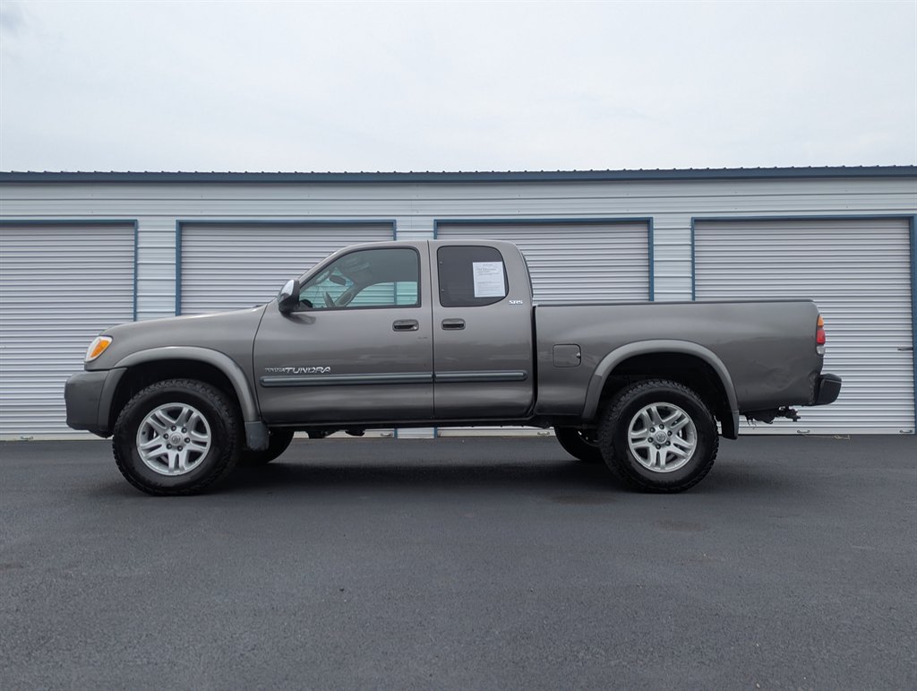 2003 Toyota Tundra SR5 photo