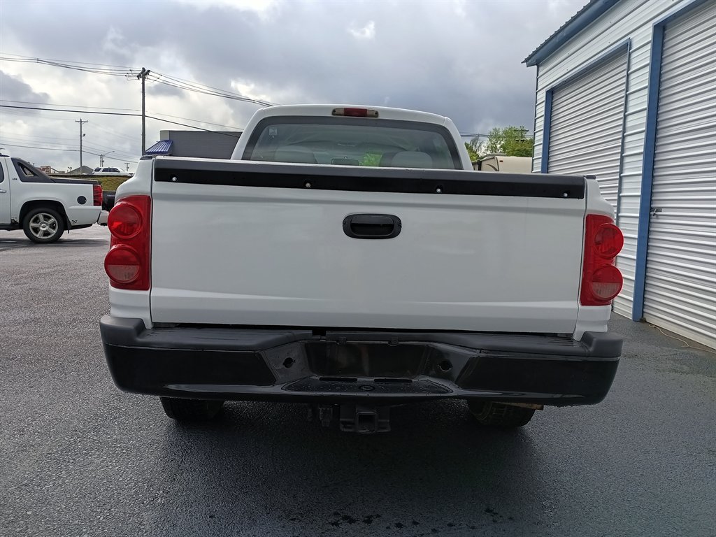 2008 Dodge Dakota SXT photo