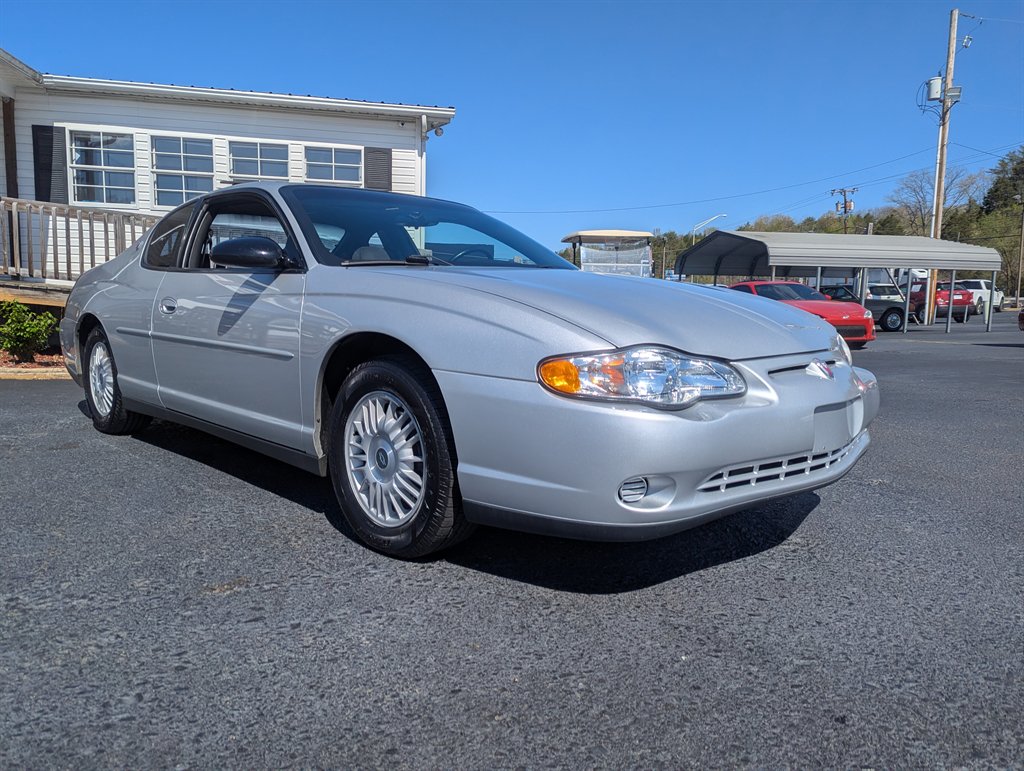 2002 Chevrolet Monte Carlo LS photo