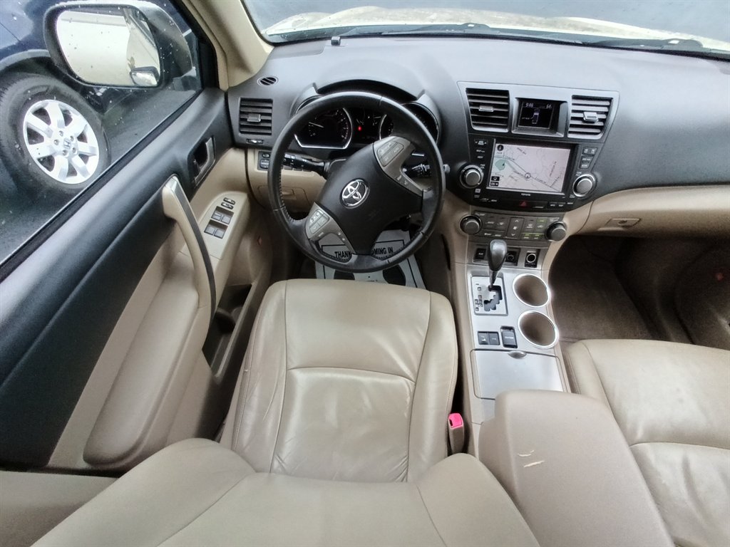 2008 Toyota Highlander Sport photo