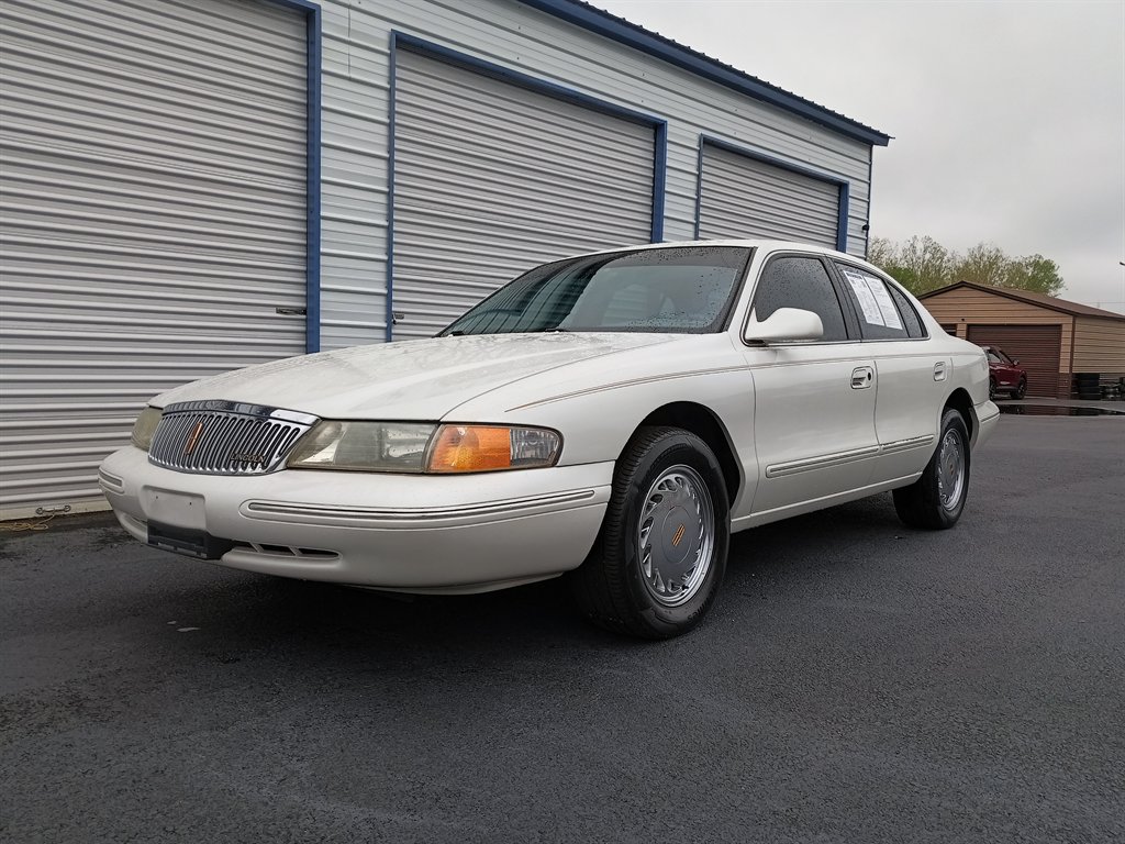 1996 Lincoln Continental photo