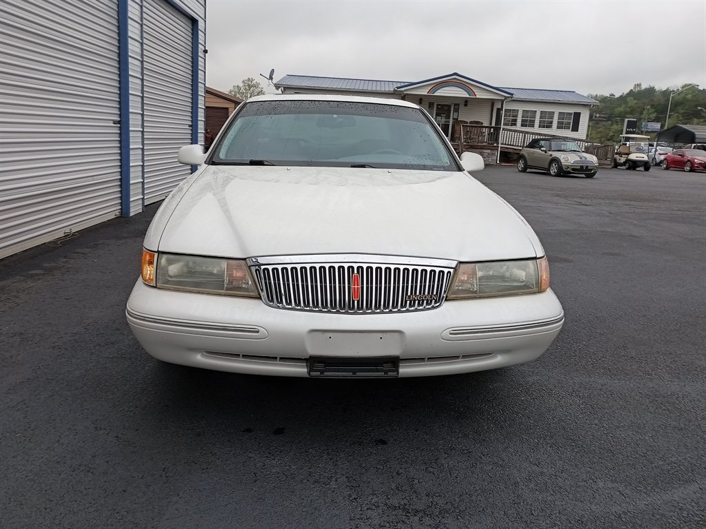 1996 Lincoln Continental photo