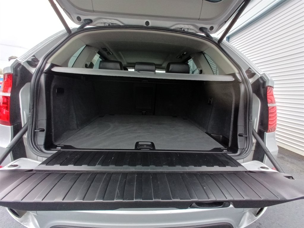 2012 BMW X5 xDrive35i photo