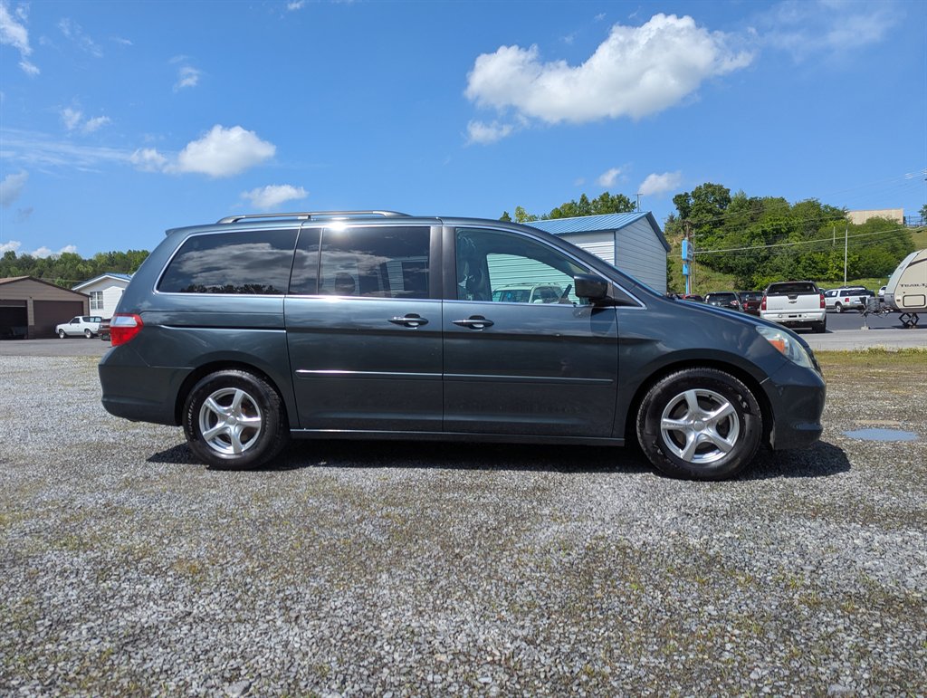 2006 Honda Odyssey Touring photo