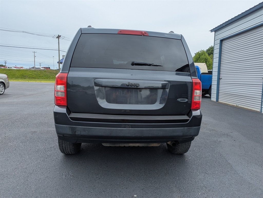 2014 Jeep Patriot Sport photo