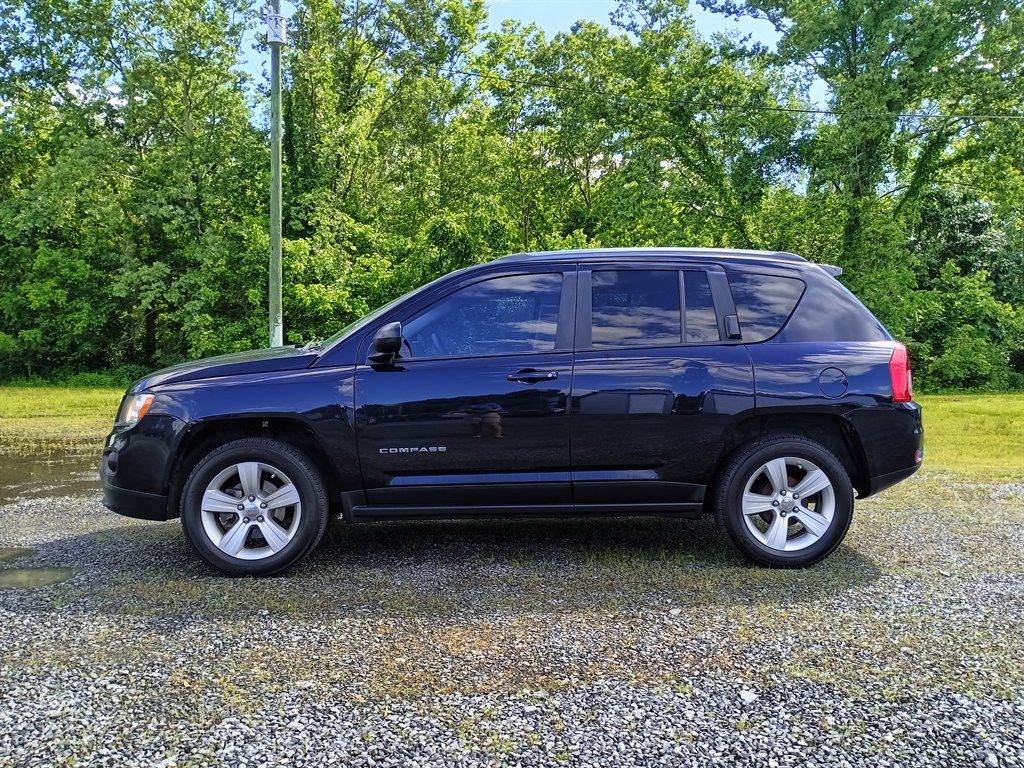2011 Jeep Compass Sport photo