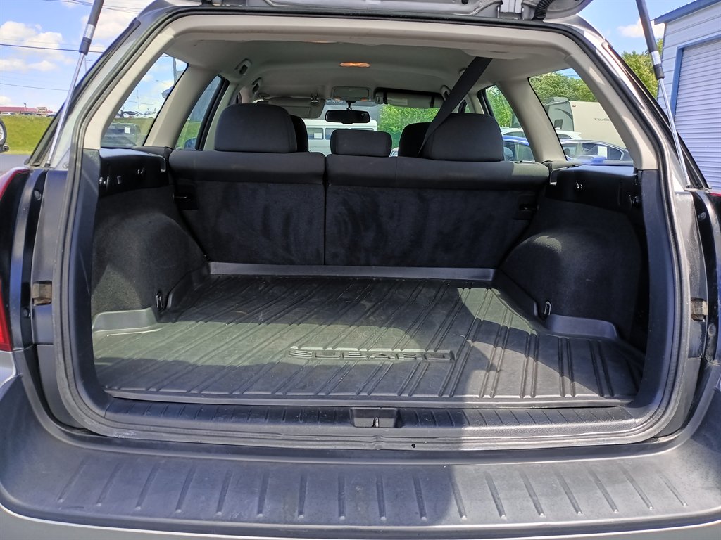 2009 Subaru Outback 2.5i Special Edition photo
