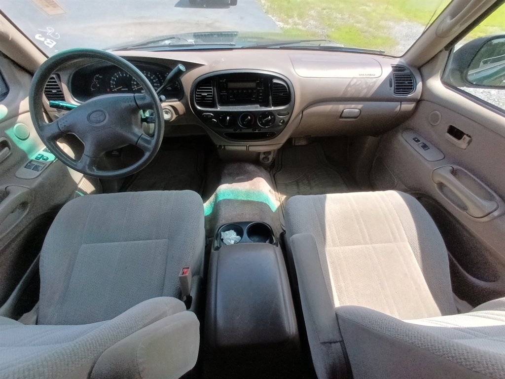 2002 Toyota Tundra SR5 V8 photo