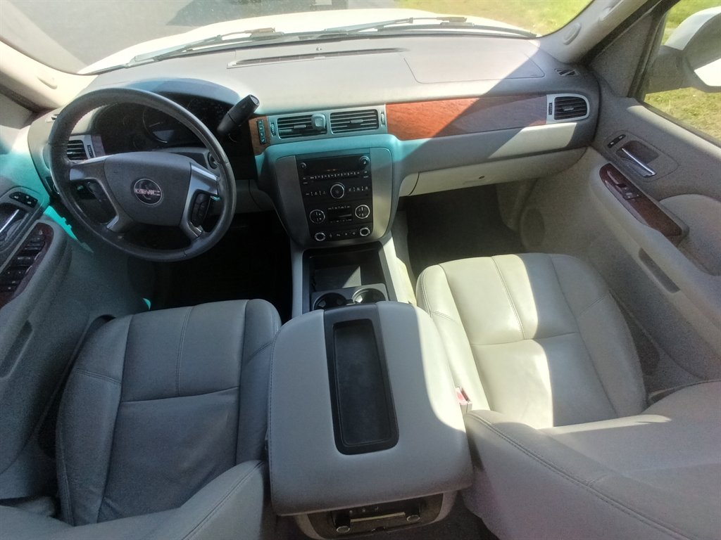 2007 GMC Yukon - $5,950