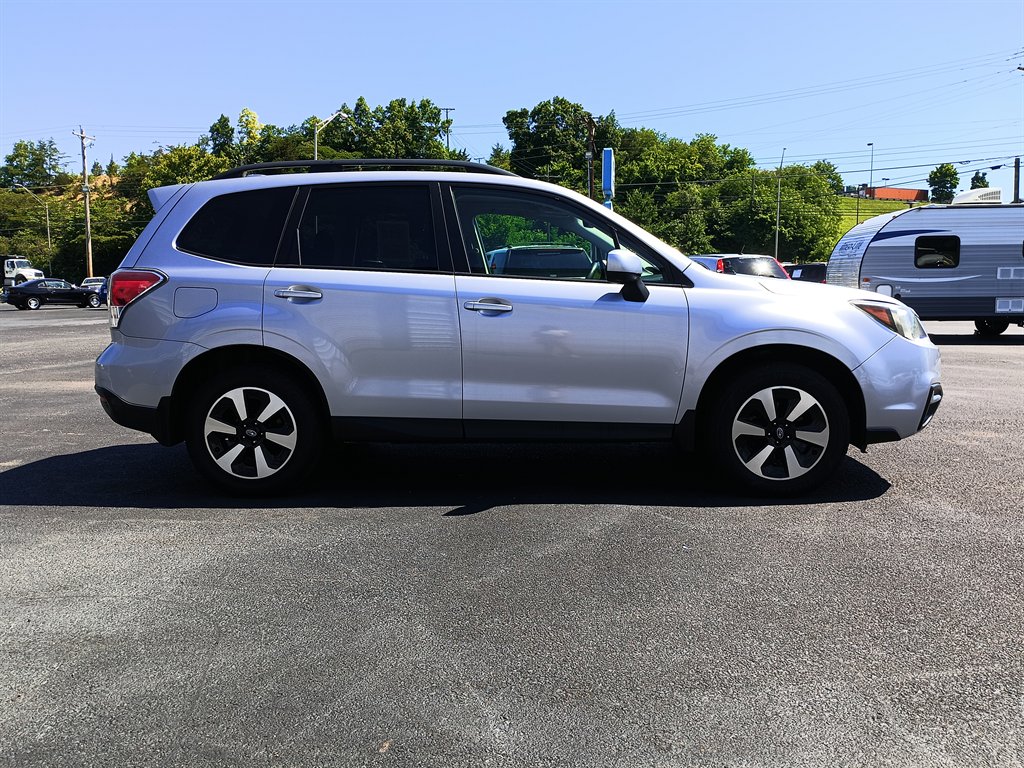2018 Subaru Forester - $7,450