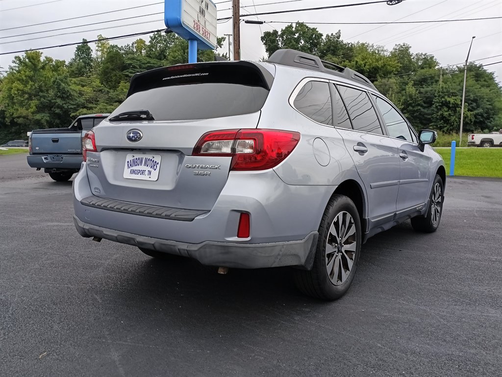 2016 Subaru Outback - $6,950