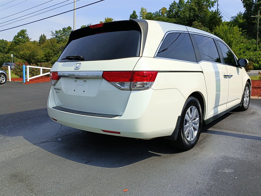 2016 Honda Odyssey - $8,450