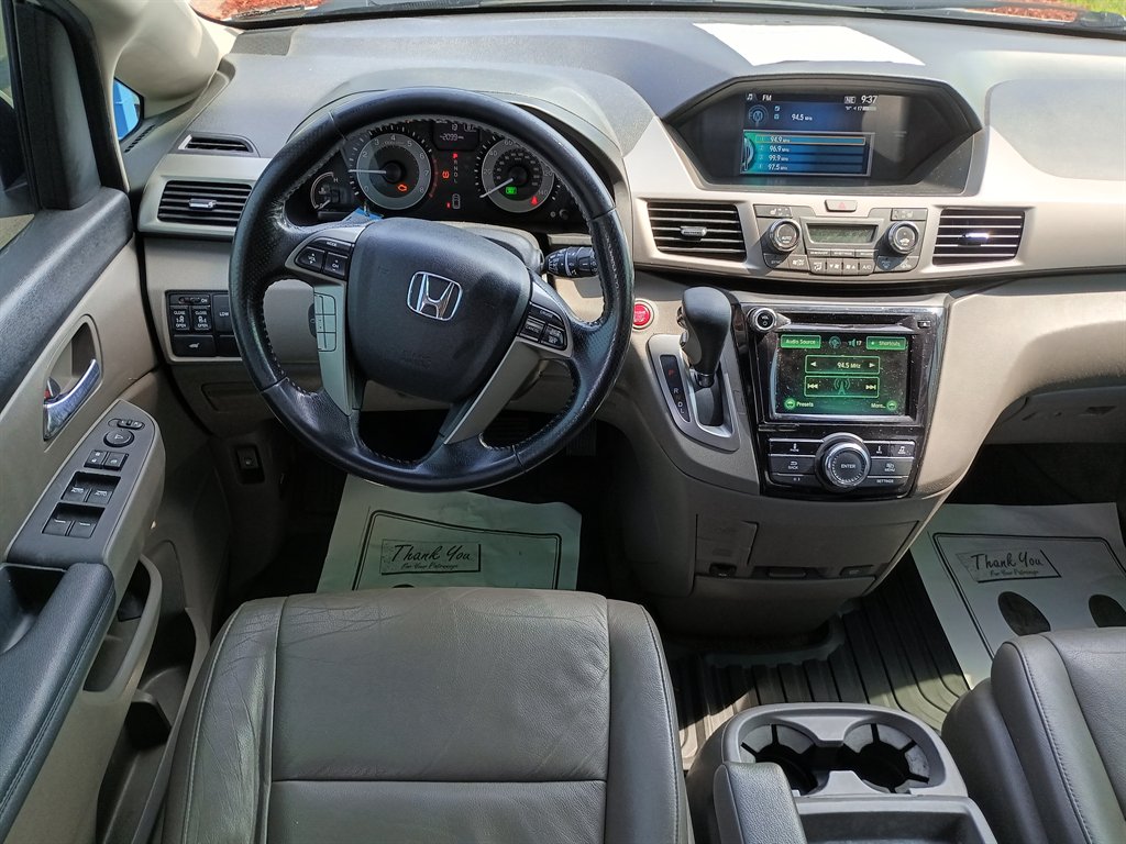 2016 Honda Odyssey - $8,450
