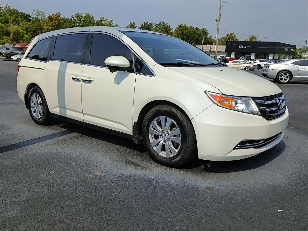2016 Honda Odyssey - $8,450