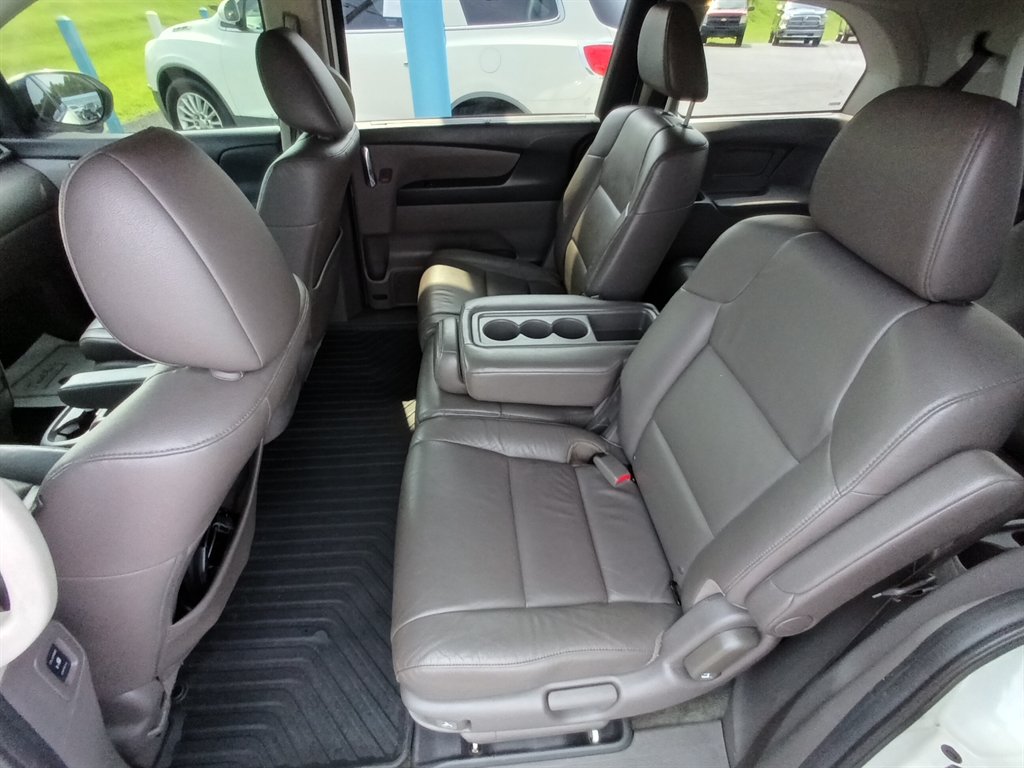 2016 Honda Odyssey - $8,450