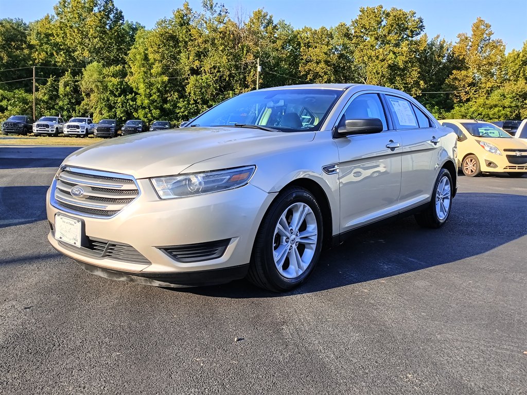 2017 Ford Taurus - $7,950