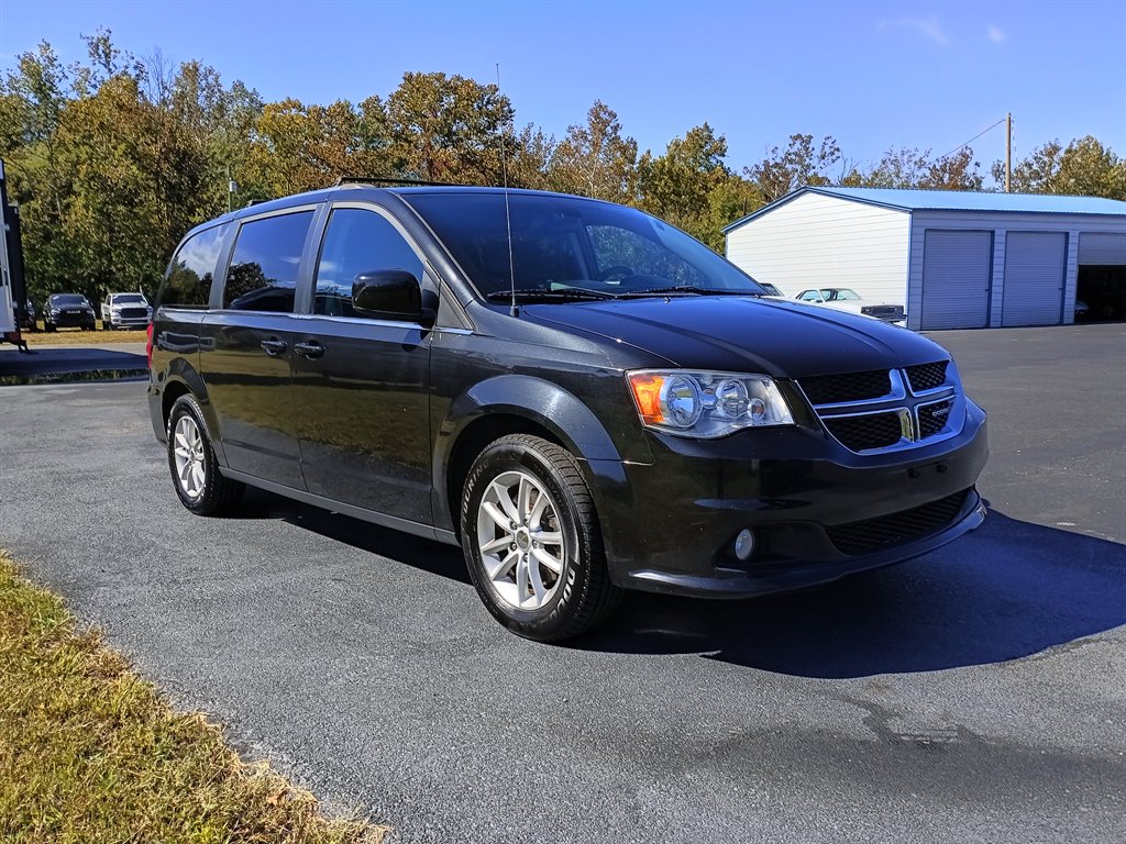 2019 Dodge Grand Caravan - $6,950