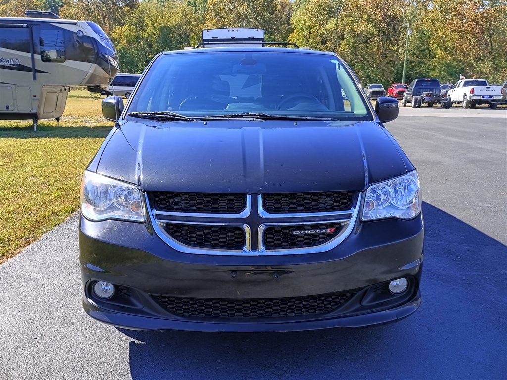 2019 Dodge Grand Caravan - $6,950
